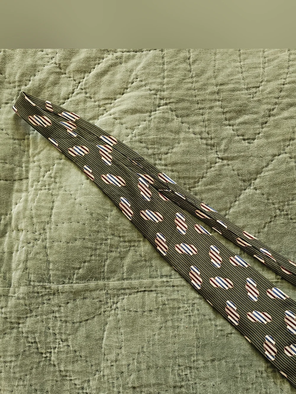 Vintage Bill Blass Black Label Olive Green Silk Wide Tie